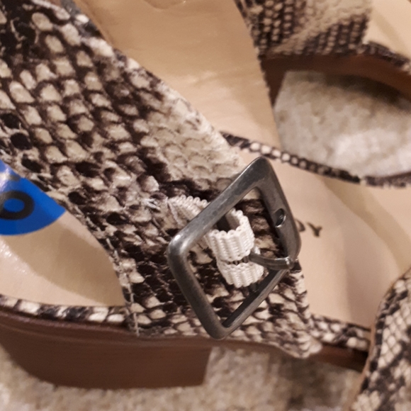 Rock & Candy leopard print Sandals - Picture 6 of 7